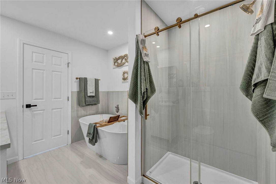 16801 Raymond Maple Heights OH 44137