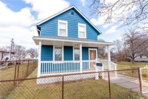 3024 Vega Avenue Cleveland OH 44113