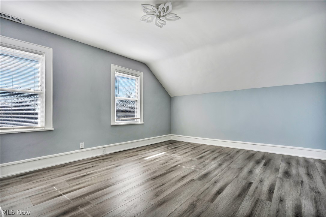 3024 Vega Avenue Cleveland OH 44113