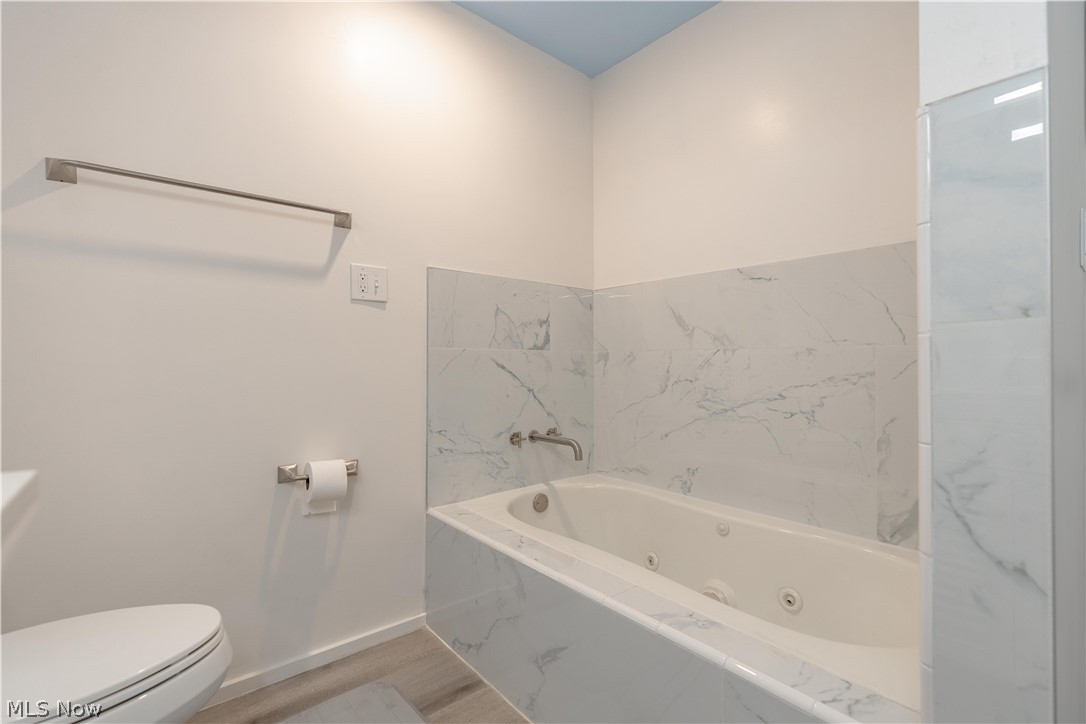3024 Vega Avenue Cleveland OH 44113