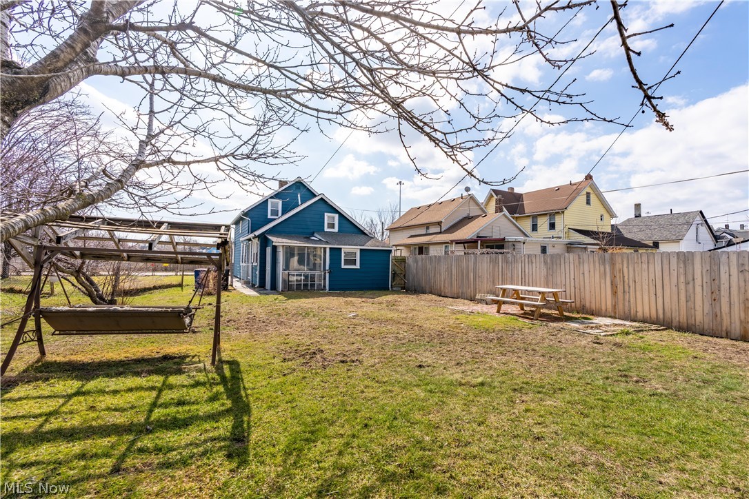 3024 Vega Avenue Cleveland OH 44113