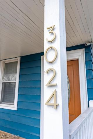 3024 Vega Avenue Cleveland OH 44113
