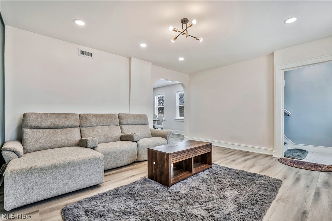 3024 Vega Avenue Cleveland OH 44113