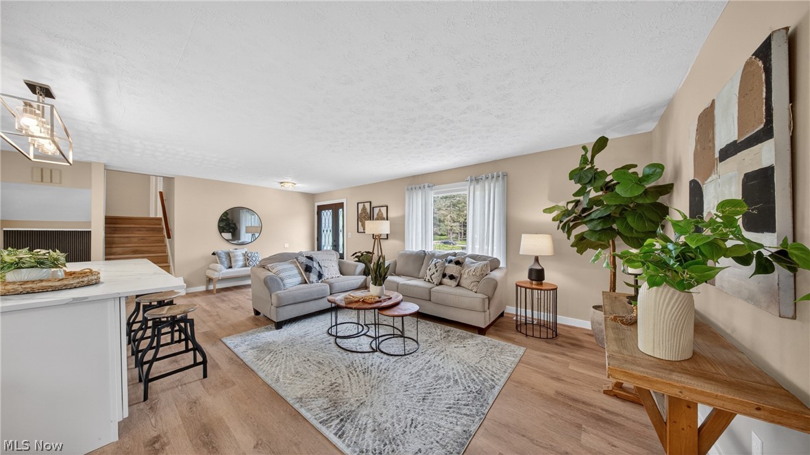 8821 Valley Lane Chagrin Falls OH 44023