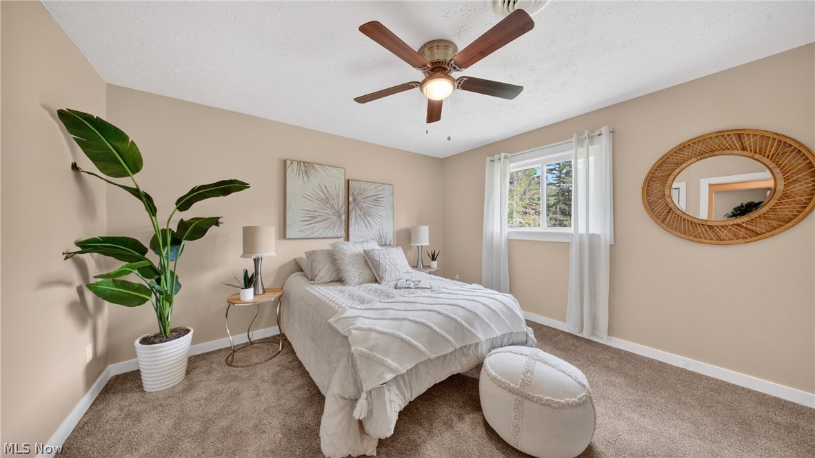 8821 Valley Lane Chagrin Falls OH 44023