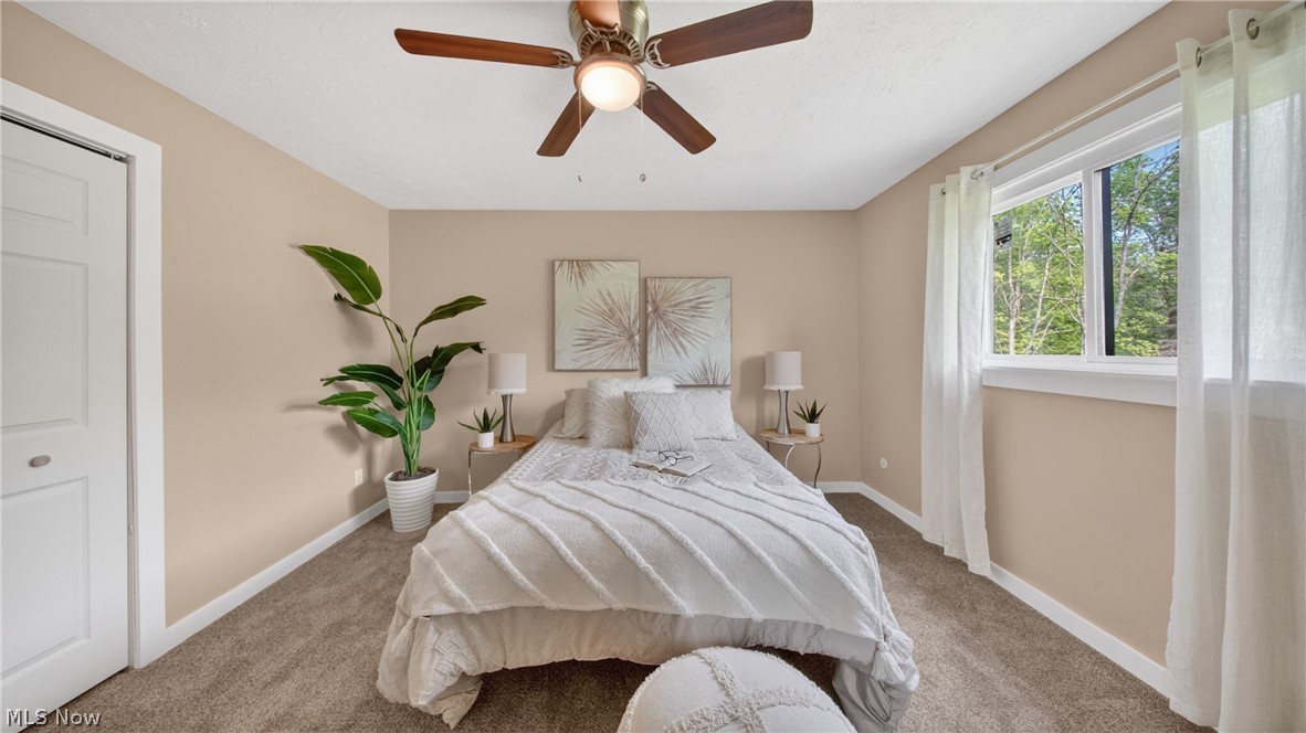 8821 Valley Lane Chagrin Falls OH 44023