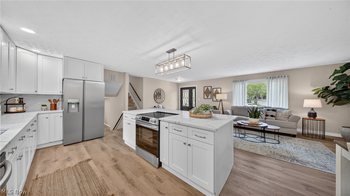 8821 Valley Lane Chagrin Falls OH 44023