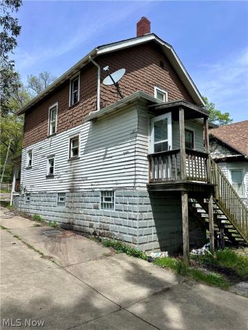1127 East Avenue Akron OH 44307