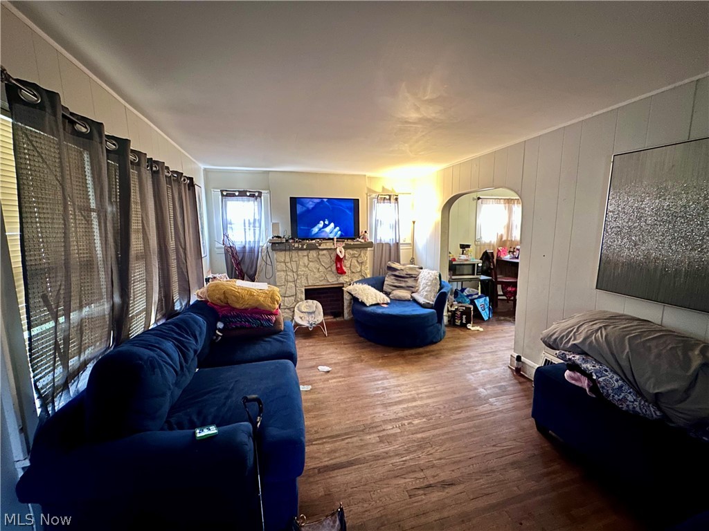 1127 East Avenue Akron OH 44307