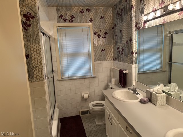 1782 Kenton Circle Lyndhurst OH 44124