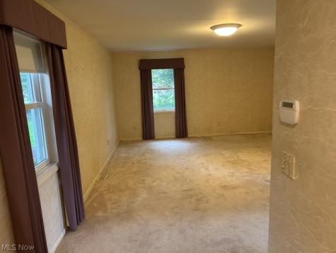 1782 Kenton Circle Lyndhurst OH 44124