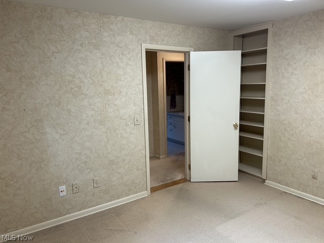 1782 Kenton Circle Lyndhurst OH 44124