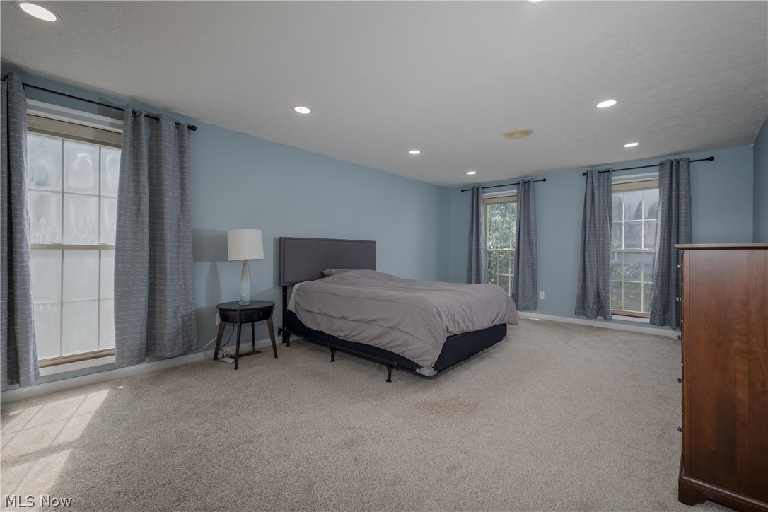 4325 Larchwood Circle NW Canton OH 44718
