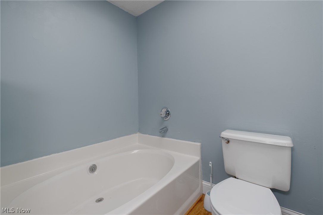 4325 Larchwood Circle NW Canton OH 44718