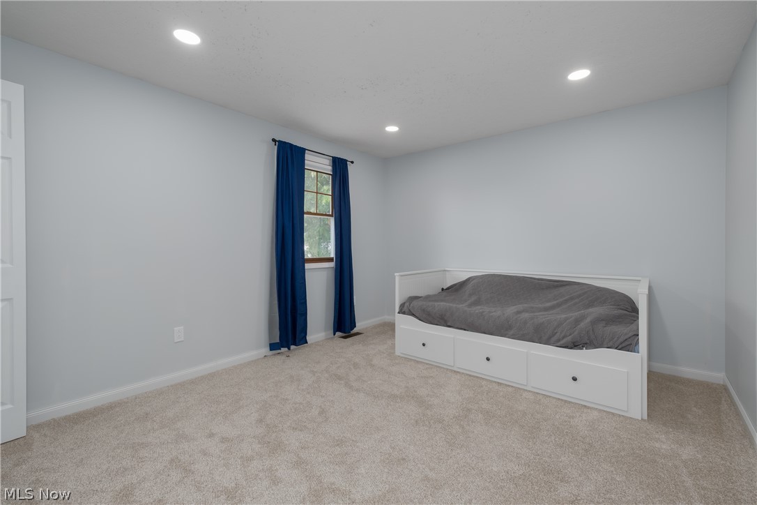 4325 Larchwood Circle NW Canton OH 44718