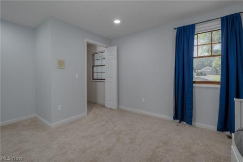 4325 Larchwood Circle NW Canton OH 44718