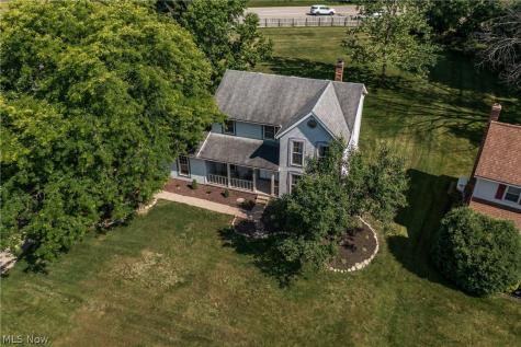 4325 Larchwood Circle NW Canton OH 44718