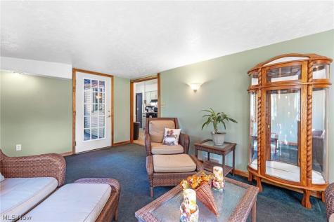 3710 W Pleasant Valley Road Parma OH 44134