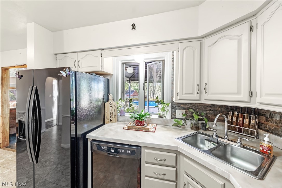 3710 W Pleasant Valley Road Parma OH 44134