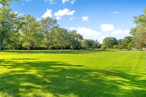 3710 W Pleasant Valley Road Parma OH 44134
