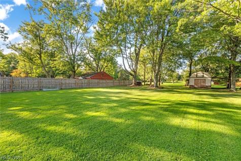 3710 W Pleasant Valley Road Parma OH 44134