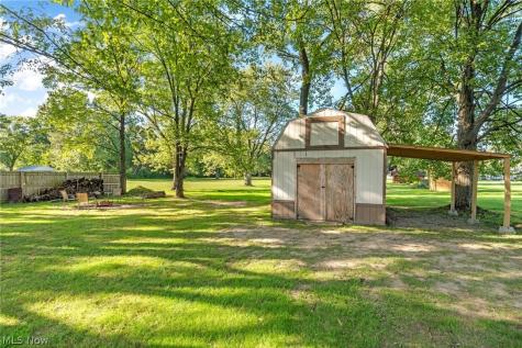 3710 W Pleasant Valley Road Parma OH 44134
