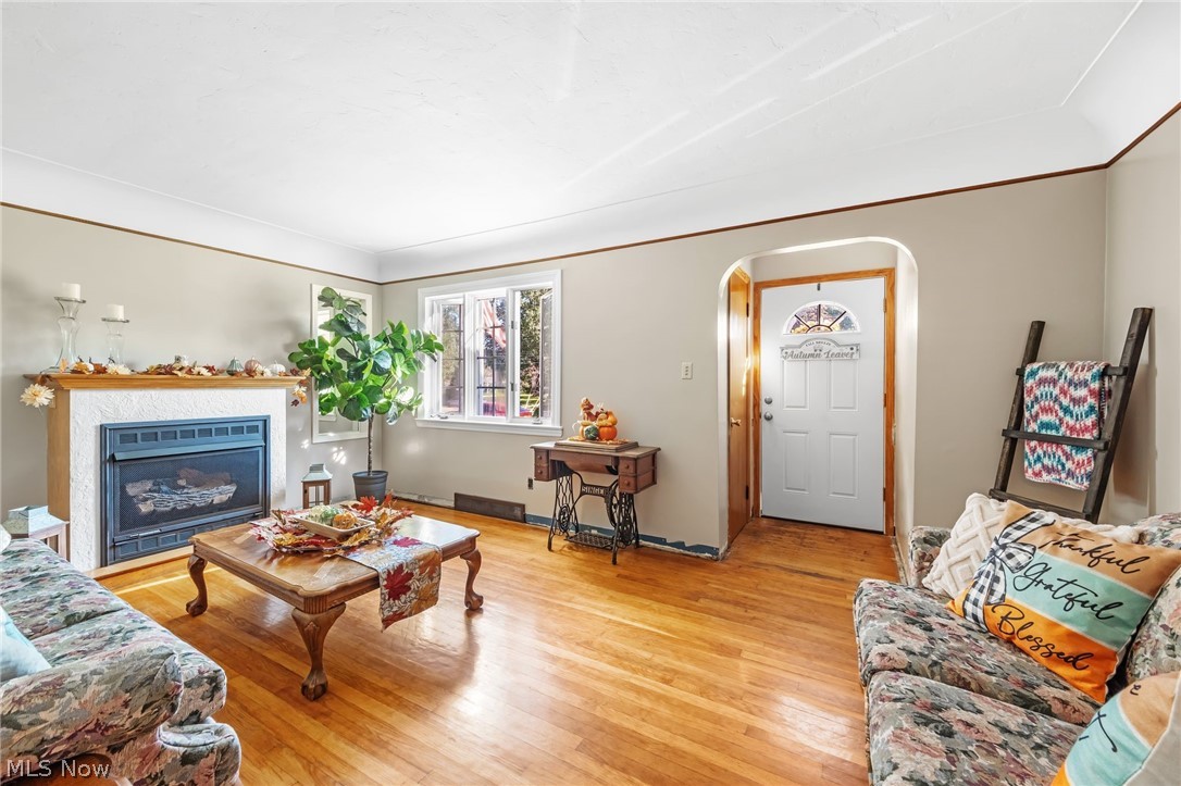 3710 W Pleasant Valley Road Parma OH 44134