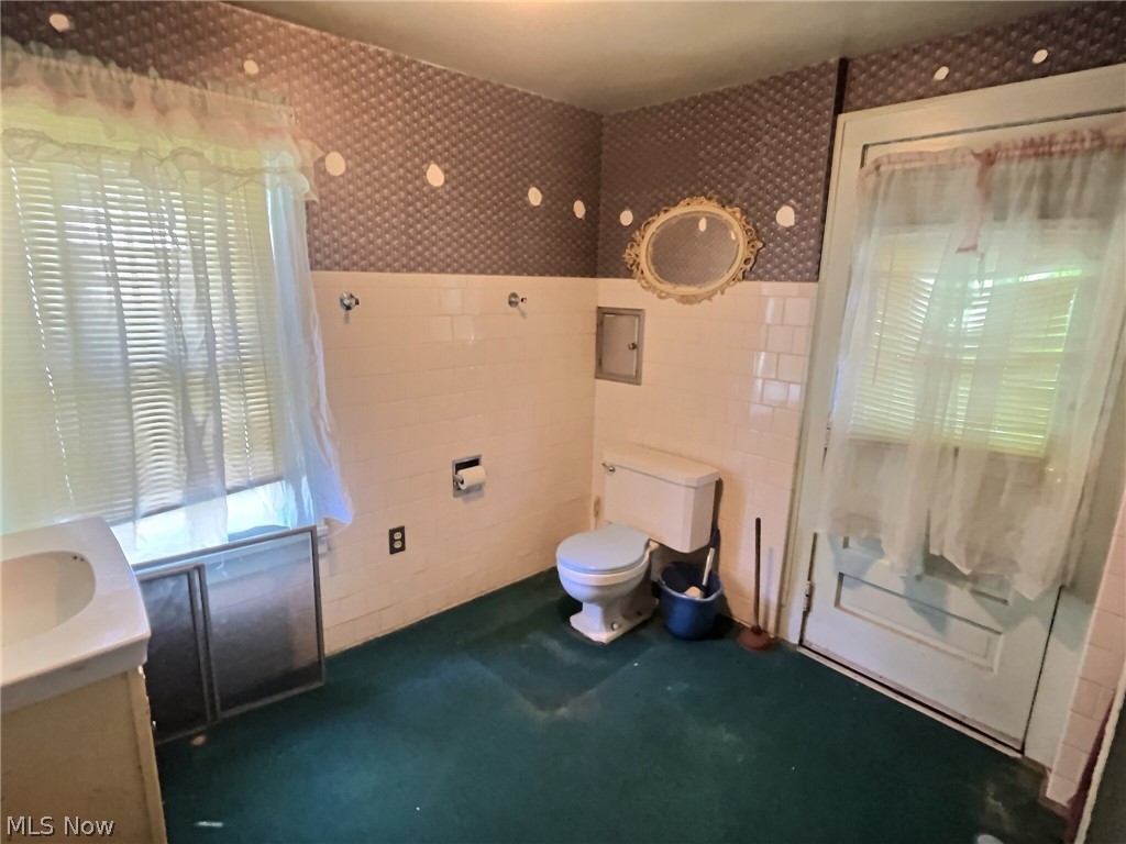 1918 Greensburg Road North Canton OH 44720