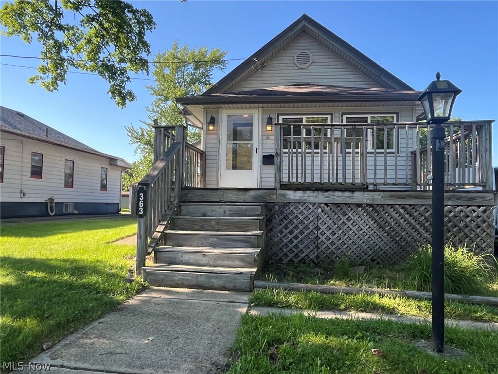 363 Spring Street Struthers OH 44471