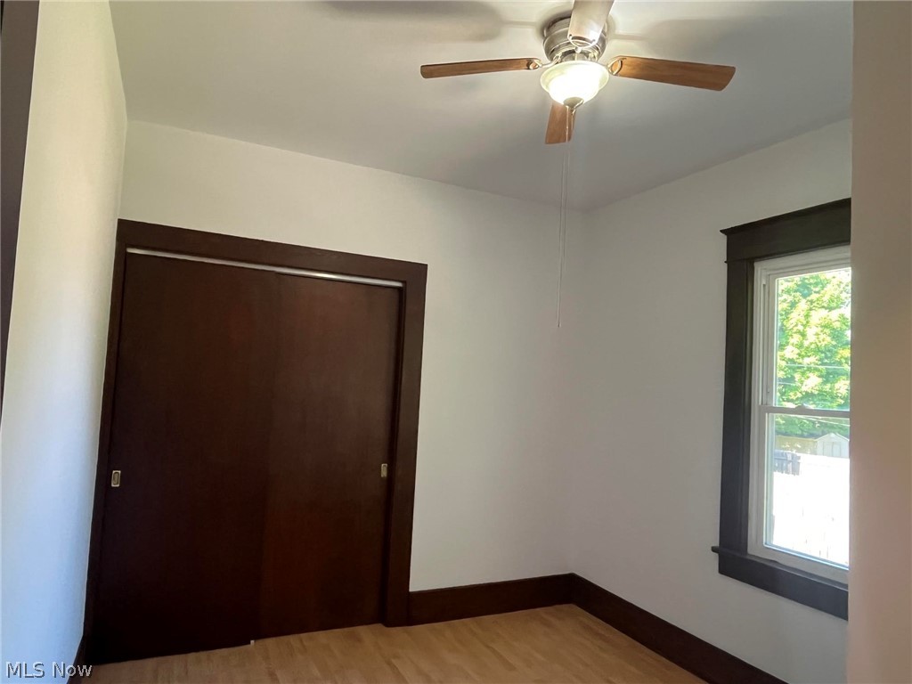363 Spring Street Struthers OH 44471