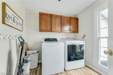 141 Mccleary Court Sagamore Hills OH 44067