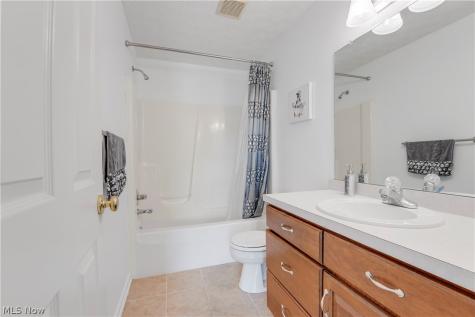 141 Mccleary Court Sagamore Hills OH 44067