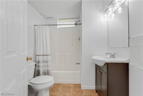 141 Mccleary Court Sagamore Hills OH 44067
