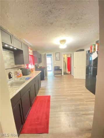 4318 E 72nd Street Cleveland OH 44105