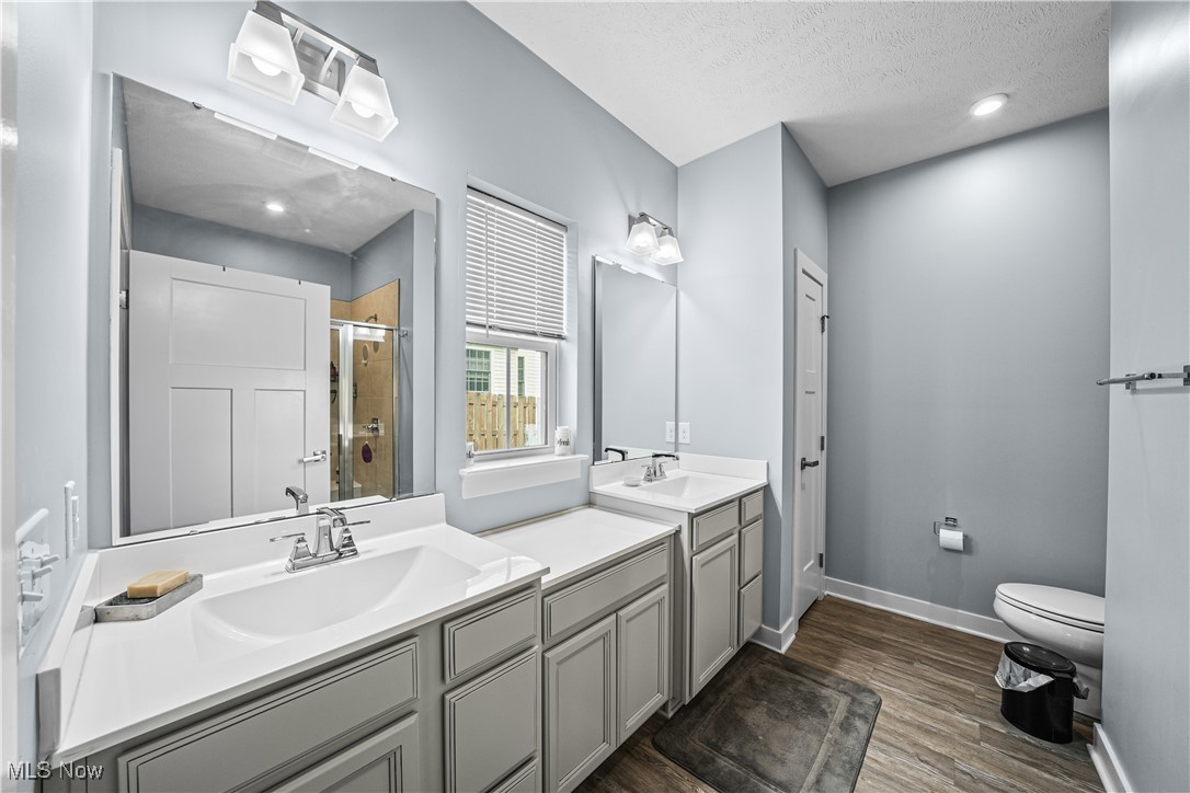 740 Hickory Street Akron OH 44303