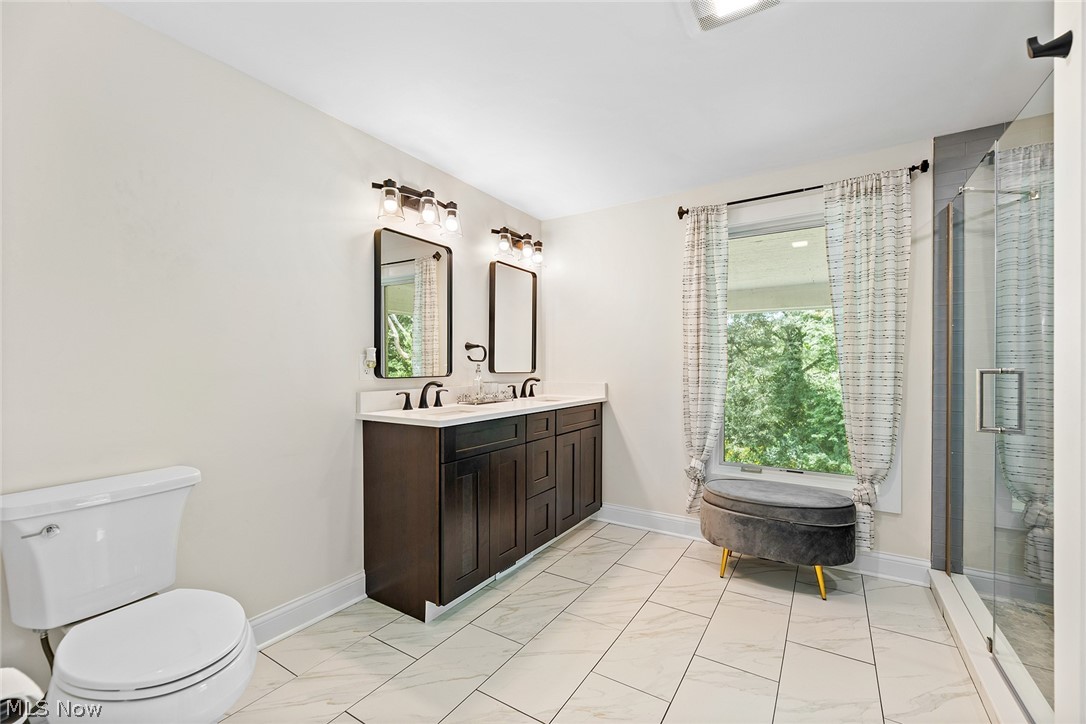 1375 N Revere Road Akron OH 44333