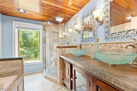 1375 N Revere Road Akron OH 44333