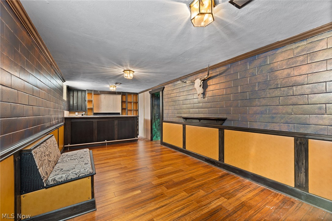 1375 N Revere Road Akron OH 44333