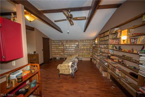 8797 Allen Troy Court Mentor OH 44092