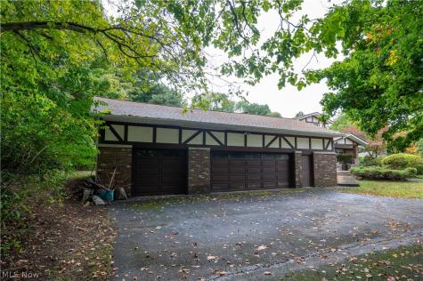 8797 Allen Troy Court Mentor OH 44092