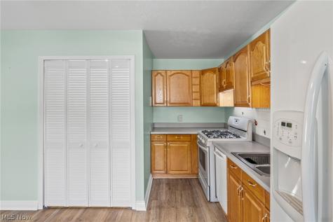 654 Wesley Drive Berea OH 44017