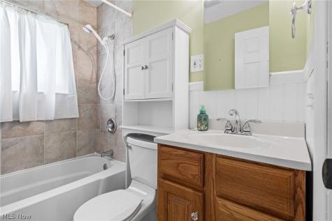 654 Wesley Drive Berea OH 44017