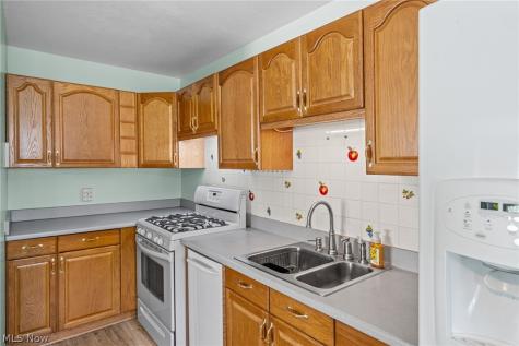 654 Wesley Drive Berea OH 44017