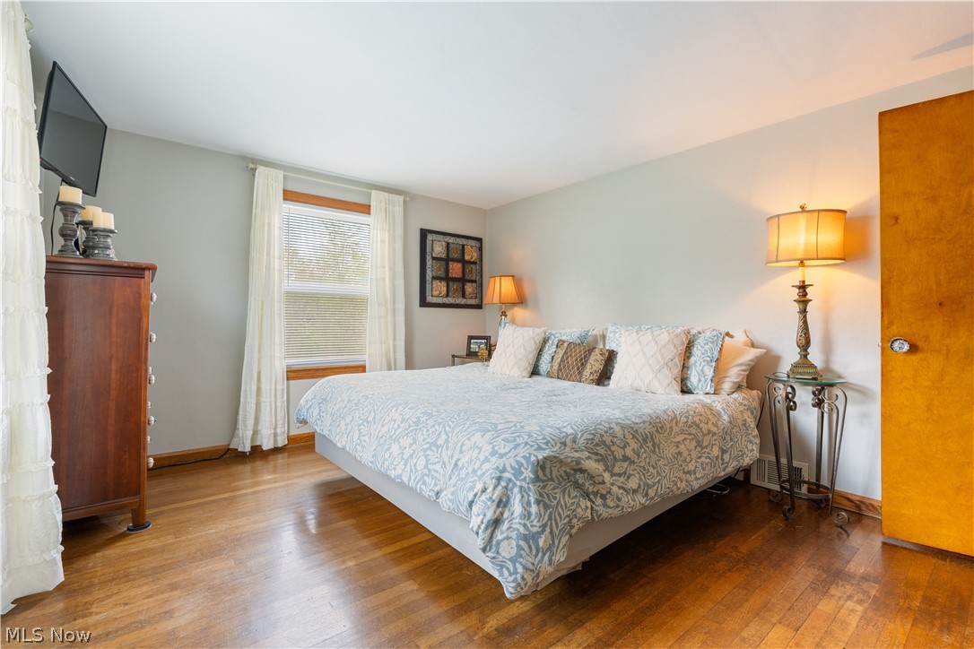 4902 Clardell Avenue SW Canton OH 44706
