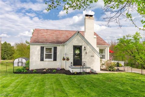 4902 Clardell Avenue SW Canton OH 44706