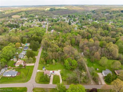 4902 Clardell Avenue SW Canton OH 44706