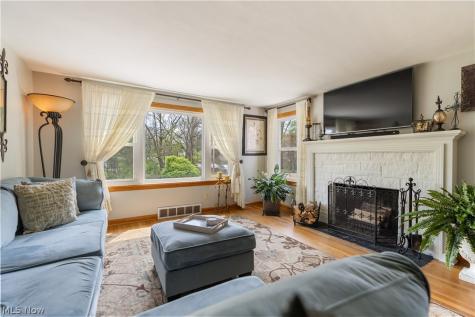 4902 Clardell Avenue SW Canton OH 44706