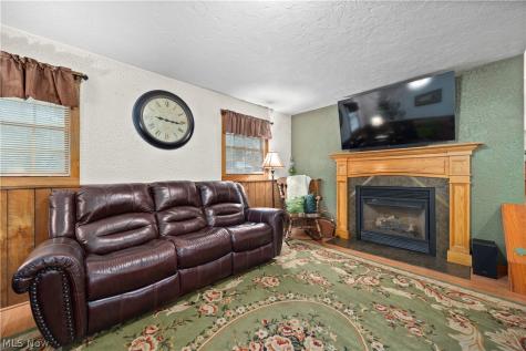 749 Glantz Drive Lorain OH 44055