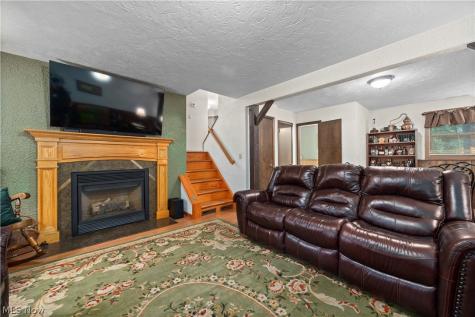 749 Glantz Drive Lorain OH 44055