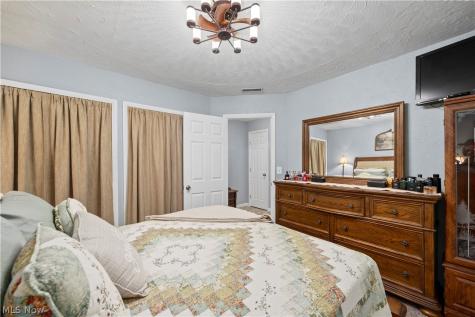 749 Glantz Drive Lorain OH 44055